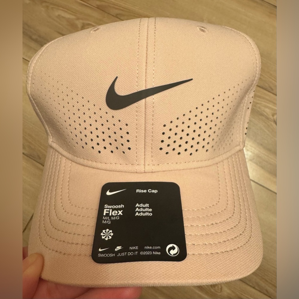 NWT Nike Swoosh Flex Rise Cap, Light Pink - M/L